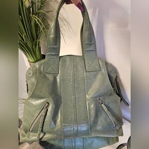 LATICO Elegant Green Leather Tote Bag